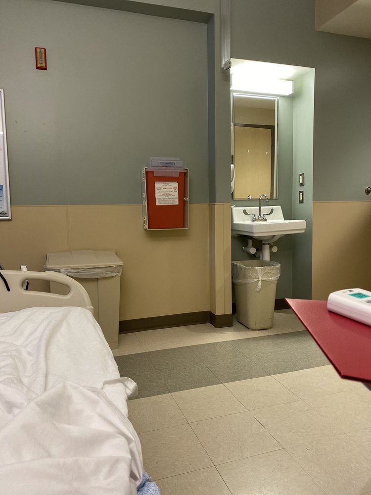 Chestnut Hill Hospital