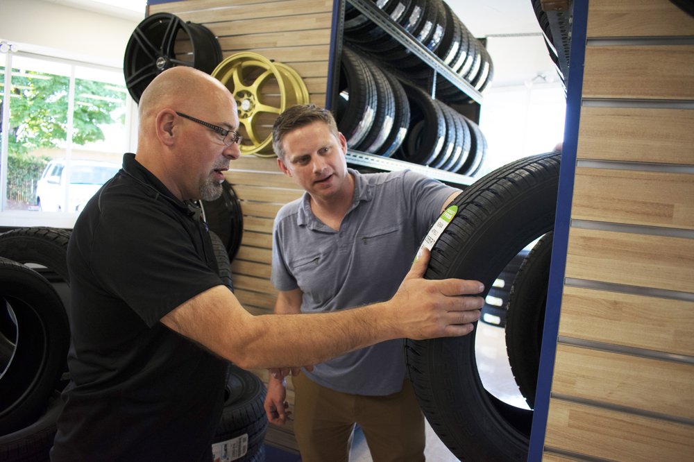 Brown's Parkrose Point S Tire & Auto