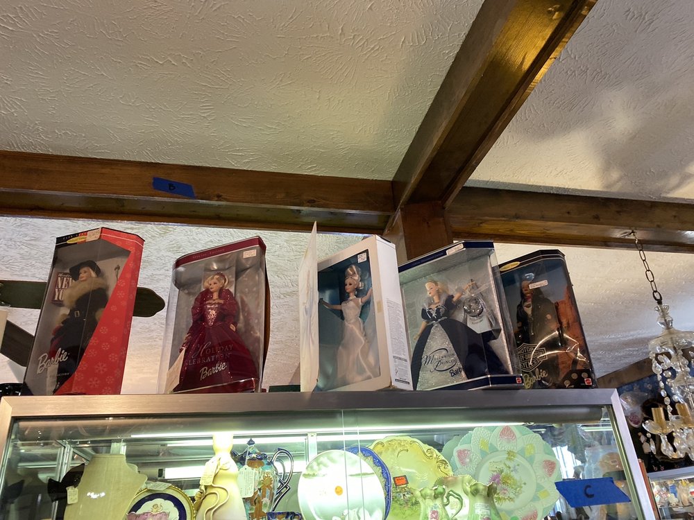 Somewhere In Time Antiques and Collectibles Mall