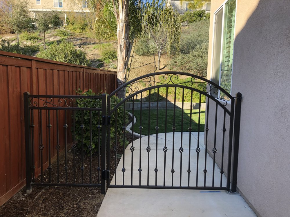 Coachella Valley Custom Gate & Fence