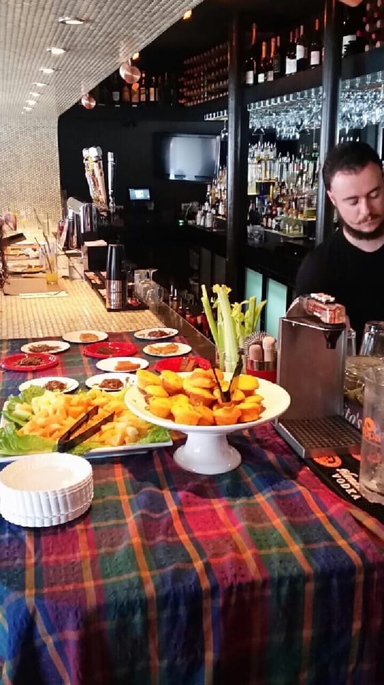 Nightlife Darryl S Corner Bar Kitchen Nightlife Darryl S Corner Bar Kitchen