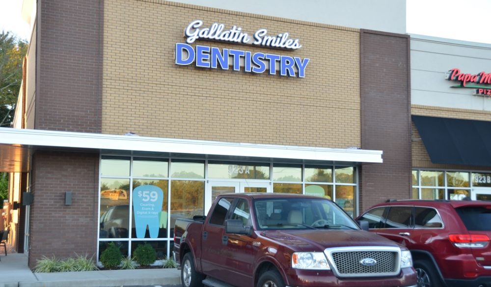 Gallatin Smiles Dentistry 17 Photos Oral Surgeons 923 Nashville