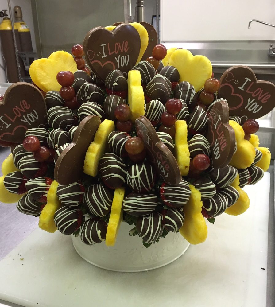 Edible Arrangements Gift Shops 386 Columbia Rd, Hanover, MA Phone Number Offerings Yelp