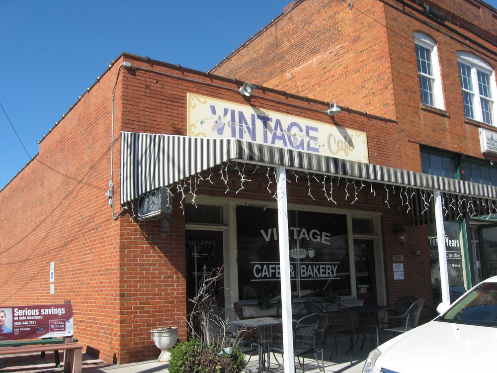 Vintage Cafe & Bakery