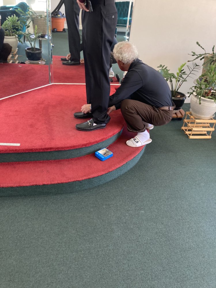 J J Tailoring & Cleaners