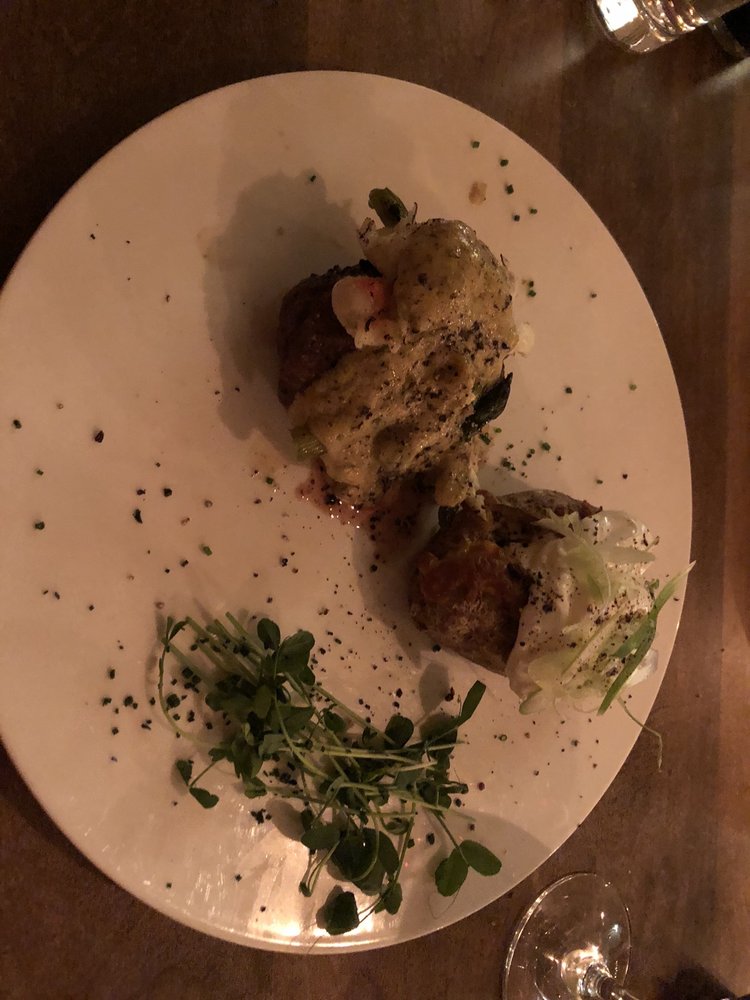 Gustav Chophouse