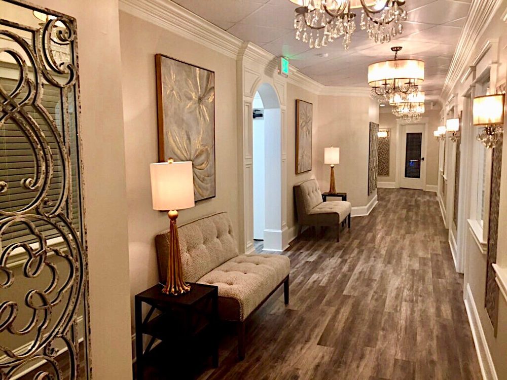 Prive Salon Suites
