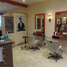 Créatif Hair Salons Centre Commerciale Intermarché