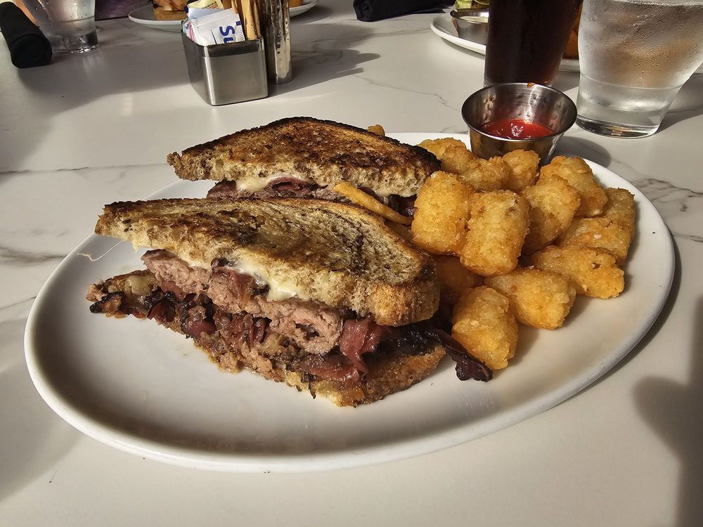 Pete's Grill