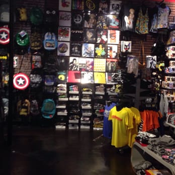 hot topic anime hot topic 21 photos women s clothing 2700 potomac hot topic anime hot topic 21 photos women s clothing 2700 potomac