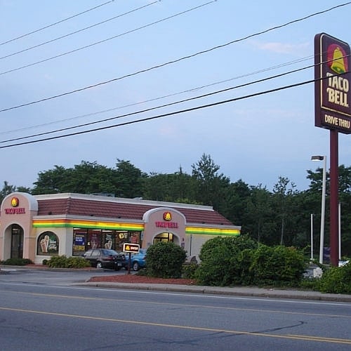 Taco Bell CLOSED Mexican 41 Crystal Ave, Derry, NH Restaurant