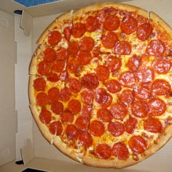 Corner Pizza Restaurant 13 Reviews 483 Farmington Ave Photo Of Corner Pizza Restaurant Bristol Ct United States A Large Pepperoni