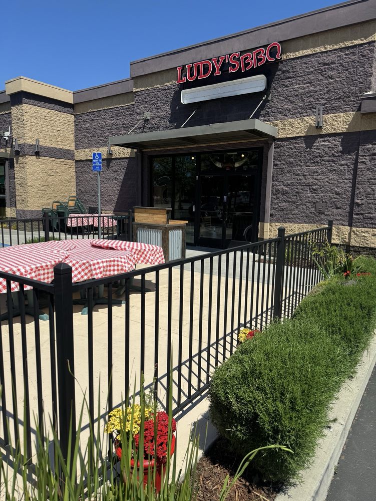 Ludy’s BBQ