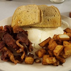 Sunny Side Up Closed 24 Photos 32 Reviews Breakfast Brunch Photo Of Sunny Side Up Manchester Ct United States Super Thick Bacon