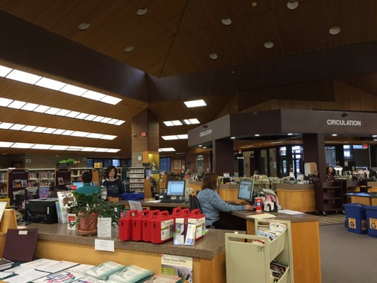 Ramsey County Library - Shoreview - Libraries - 4570 North Victoria St