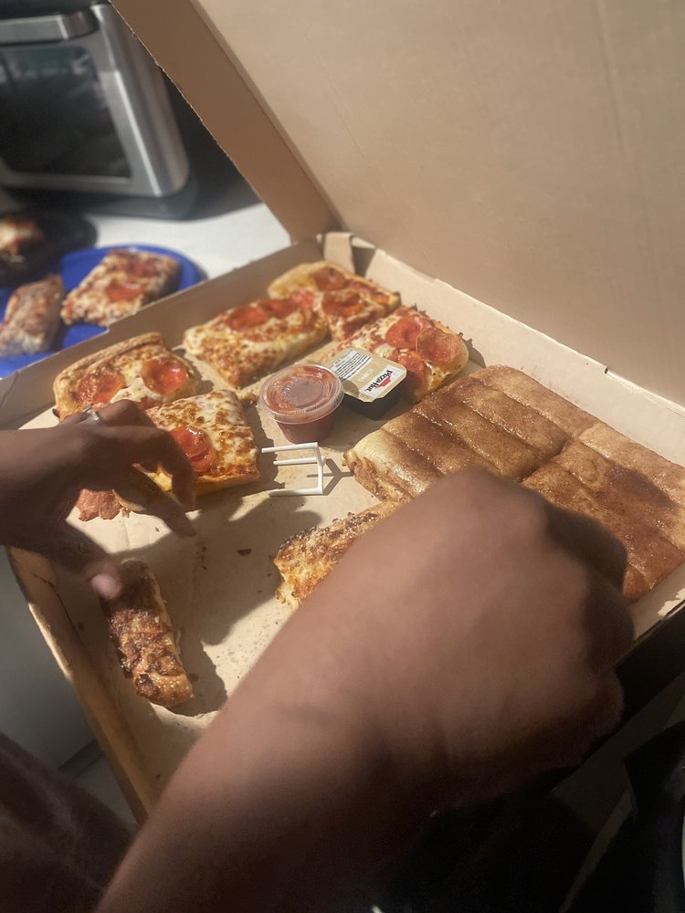 Pizza Hut
