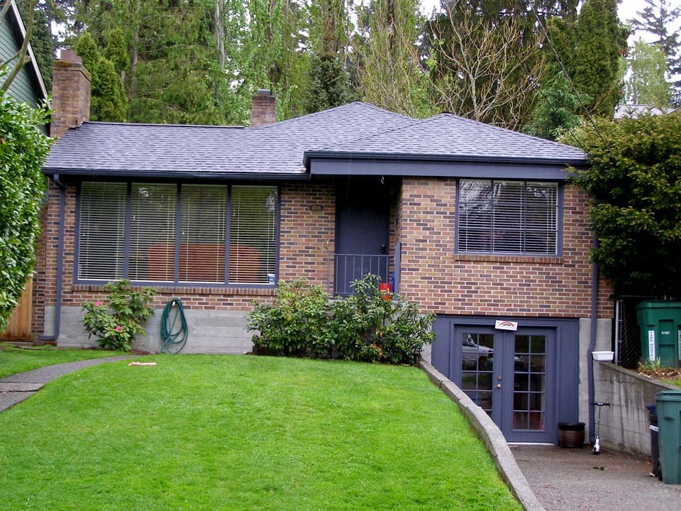 Hillside Roofing & Gutters