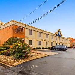 Best Western Adena Inn 30 Photos Hotels 1250 N Bridge St Photo Of Best Western Adena Inn Chillicothe Oh United States