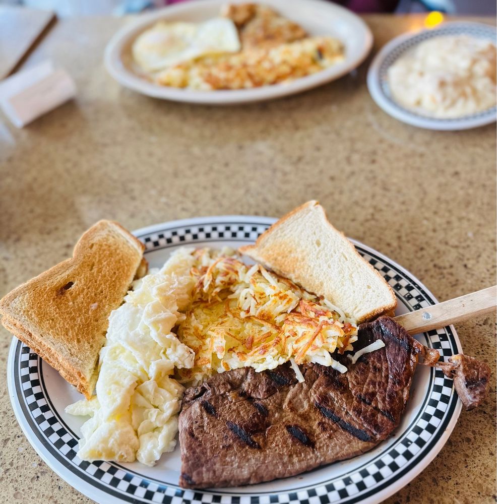 Brandon's Diner Jr