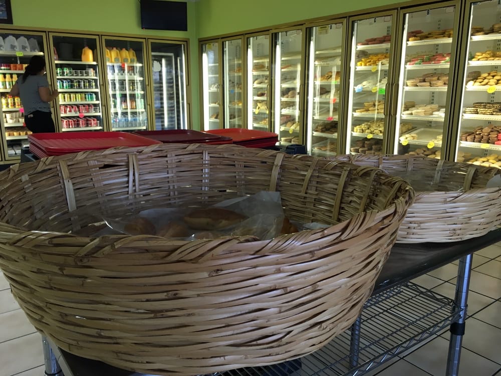 Panificadora Cisneros Bakery