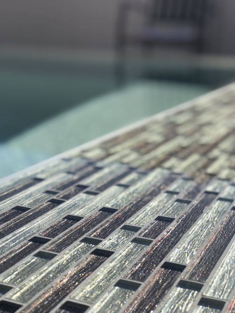Pietra di Lusso Tile & Stone