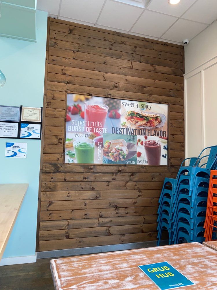 Tropical Smoothie Cafe