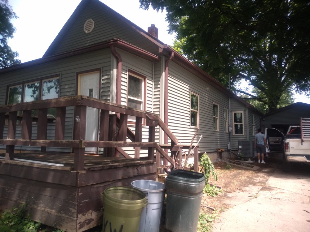Husker Roofing Siding & Gutter