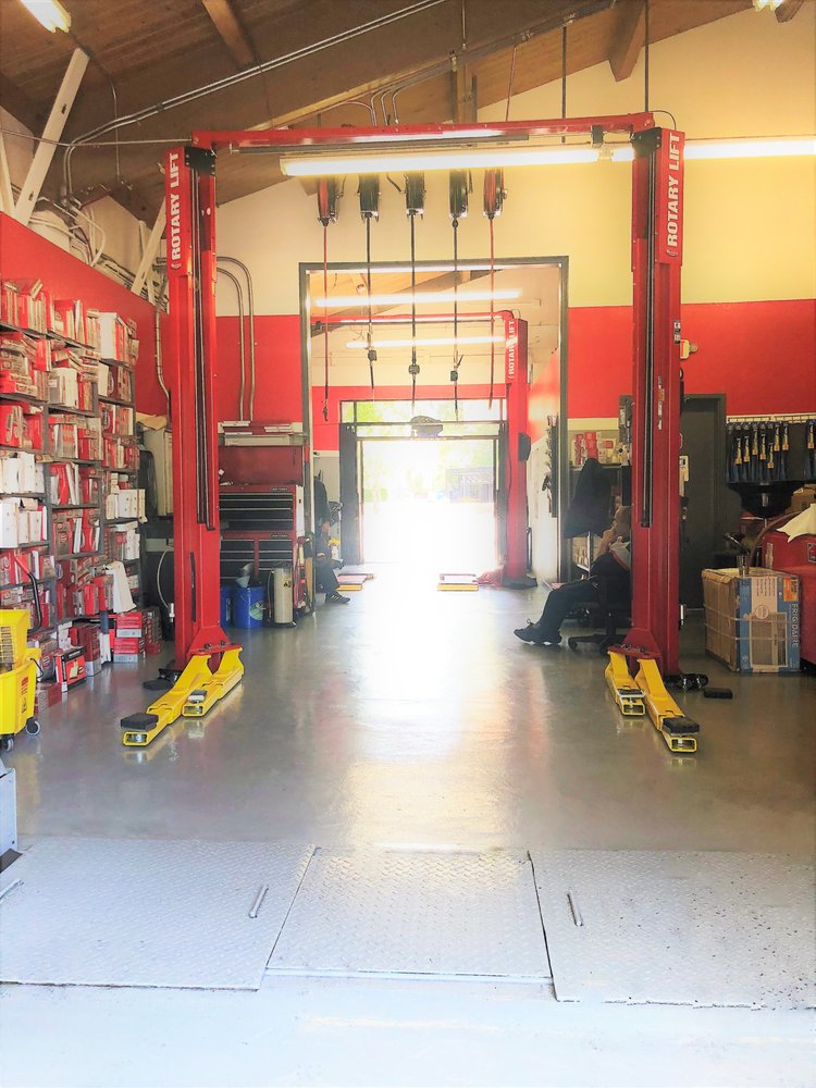 Auto 1 Service Center