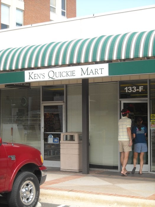 Ken's Quickie Mart