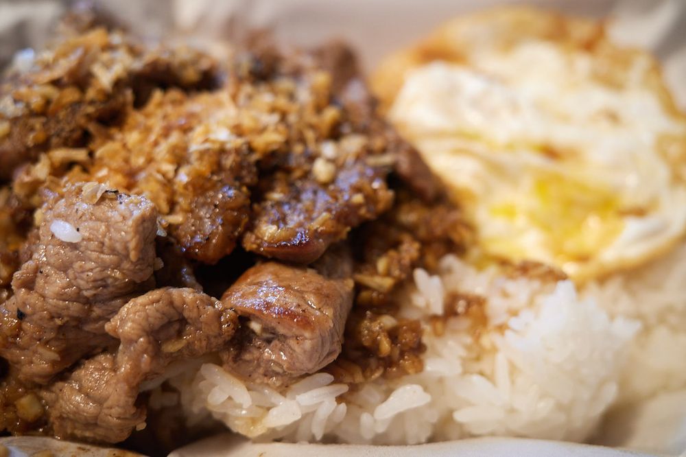 No Ka ‘Oi Thai Food by Nattaya