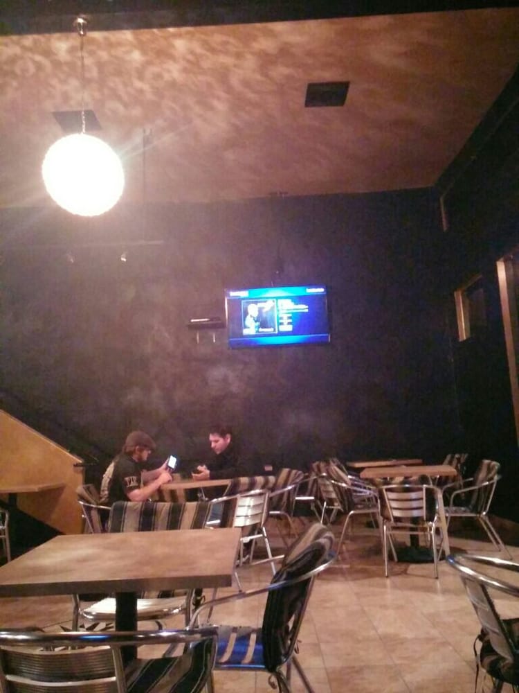 Royal Hookah Lounge 16 Photos & 23 Reviews Hookah Bars 347 N 4th