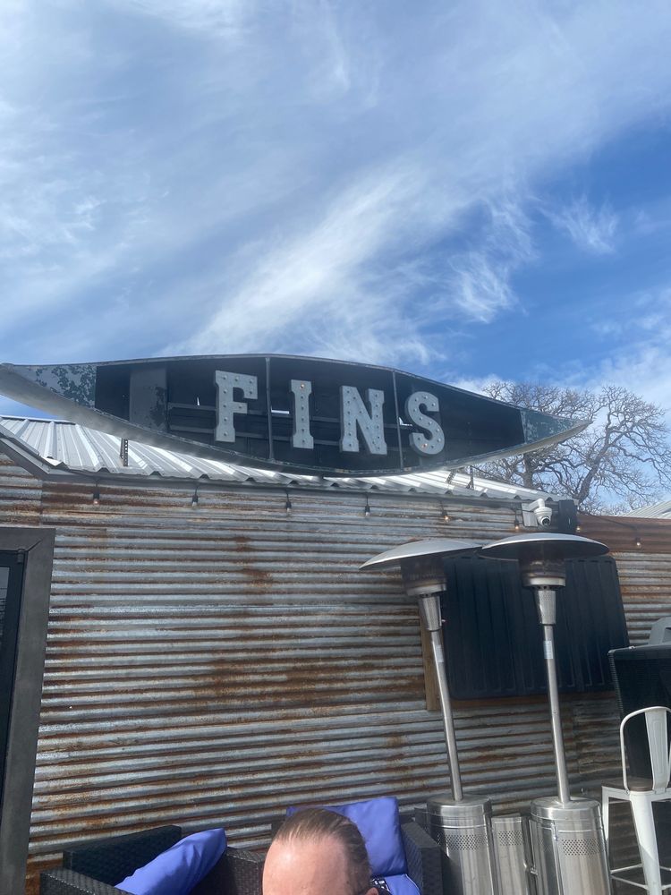 Fins Patio Bar & Grill