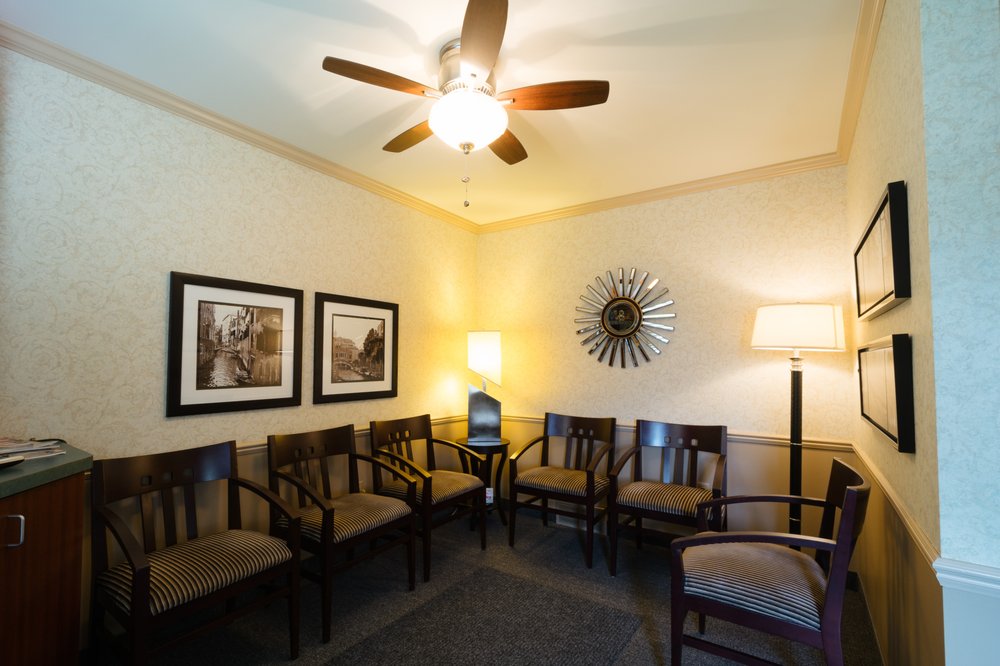 image of business Christopher J Manduzzi, DDS