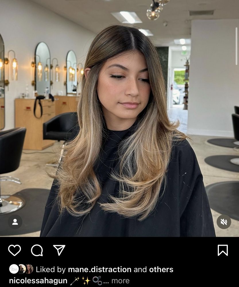 Mane Distraction