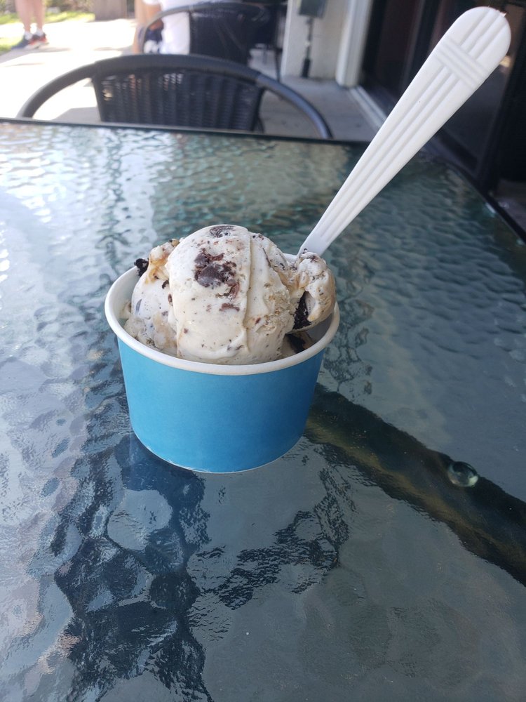 Italian Gelato Ice Cream Mini-Mart