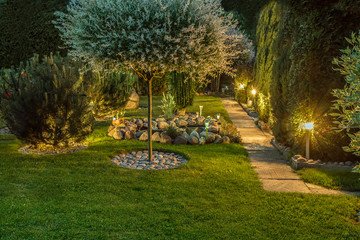 Nashville Landscape Light Pros
