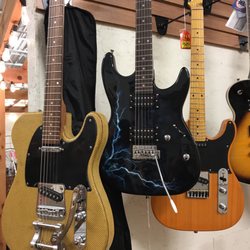 guitarasaur guitars ukuleles 45 photos guitar stores 7800 grapevine guitar works