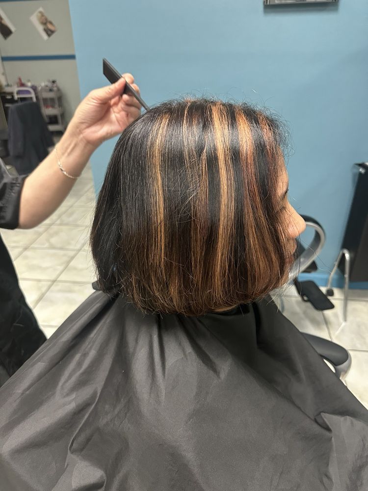 Pro Cuts Salon