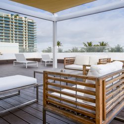 Penguin Hotel 106 Photos 87 Reviews Hotels 1418 Ocean Dr Photo Of Penguin Hotel Miami Beach Fl United States Ocean Front Terrace