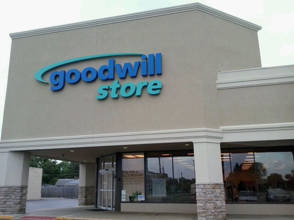 Goodwill Thrift Stores 3608 Main St, Hilliard, OH Yelp