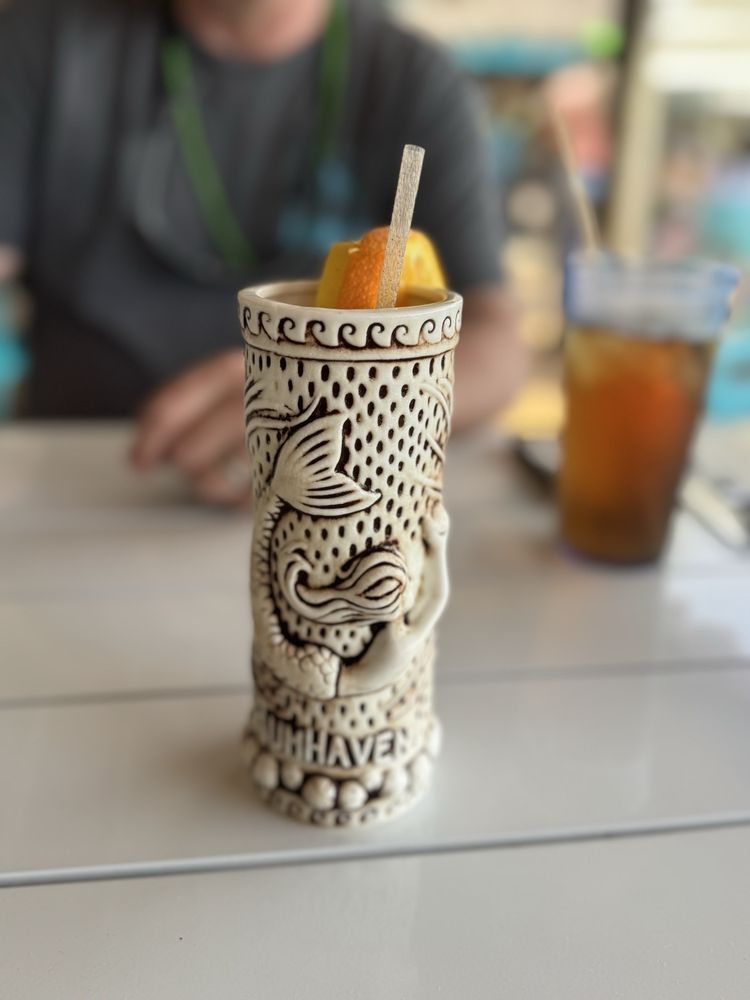 Snappers Oceanfront Restaurant & Bar Image
