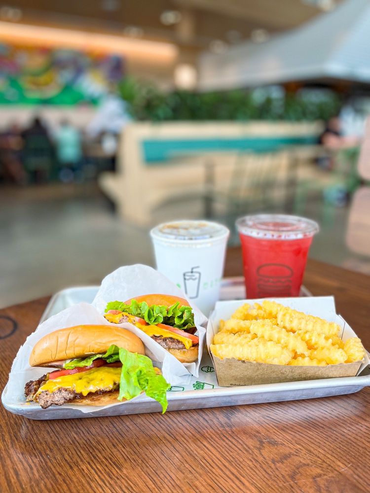 Shake Shack Vineland Pointe
