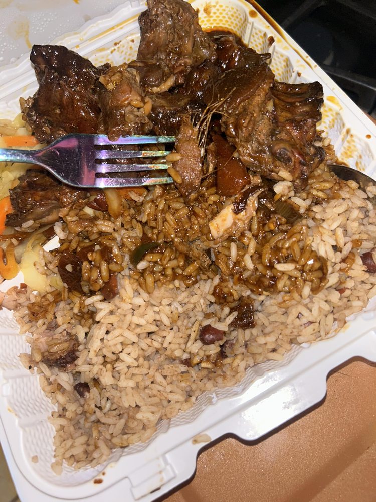 Cravin Jamaican Cuisine