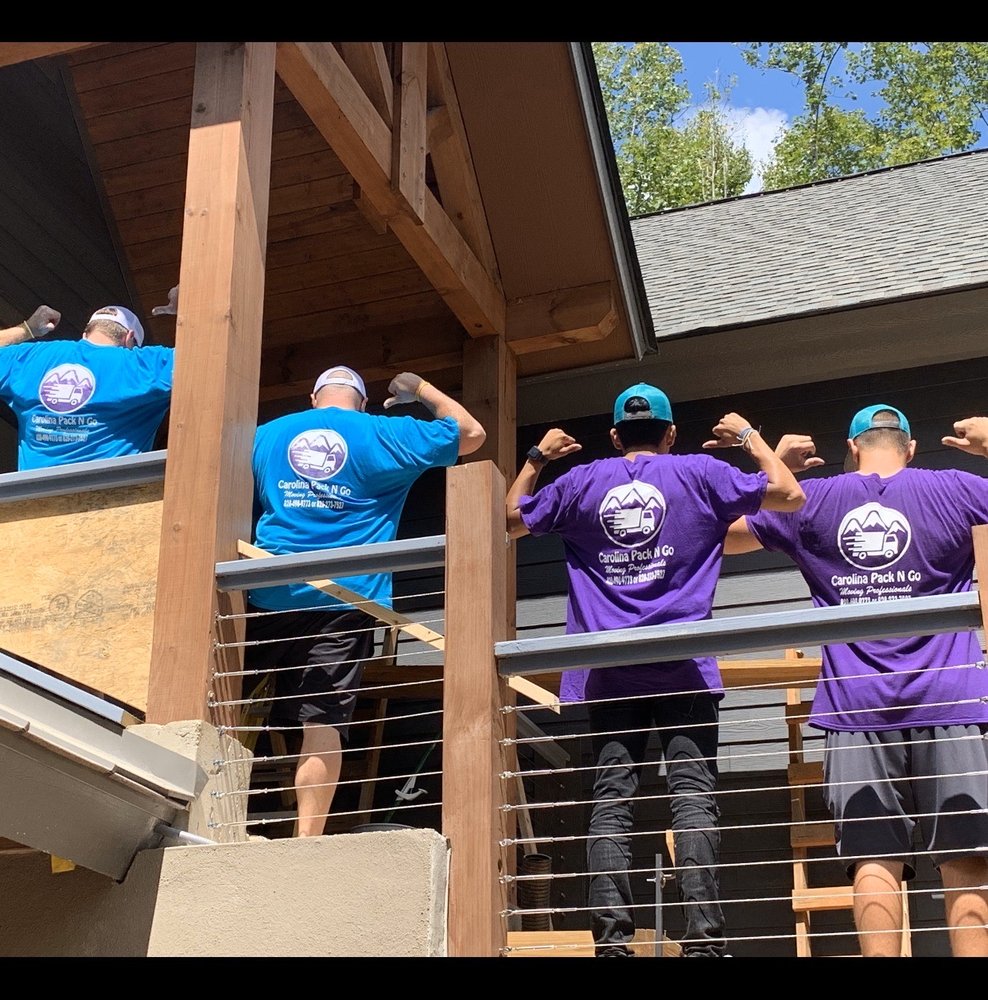 Carolina Pack N Go