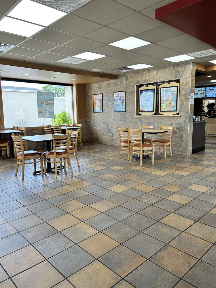 Dairy Queen Grill & Chill