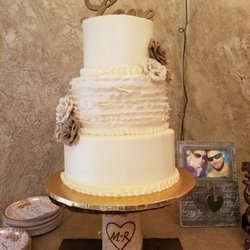 elé cake company 45