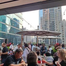 Streeterville Social photo