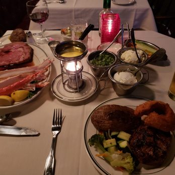 Tee Off Restaurant And Lounge 82 Photos 160 Reviews Photo Of Tee Off Restaurant And Lounge Santa Barbara Ca United States