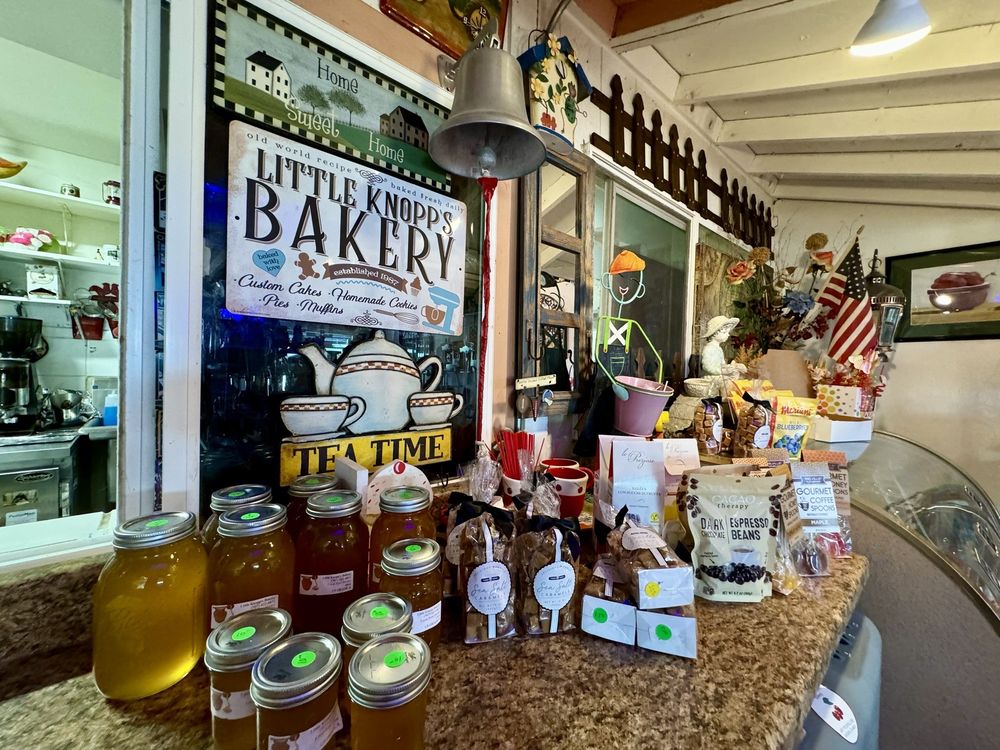 Little Knopp's Bakery