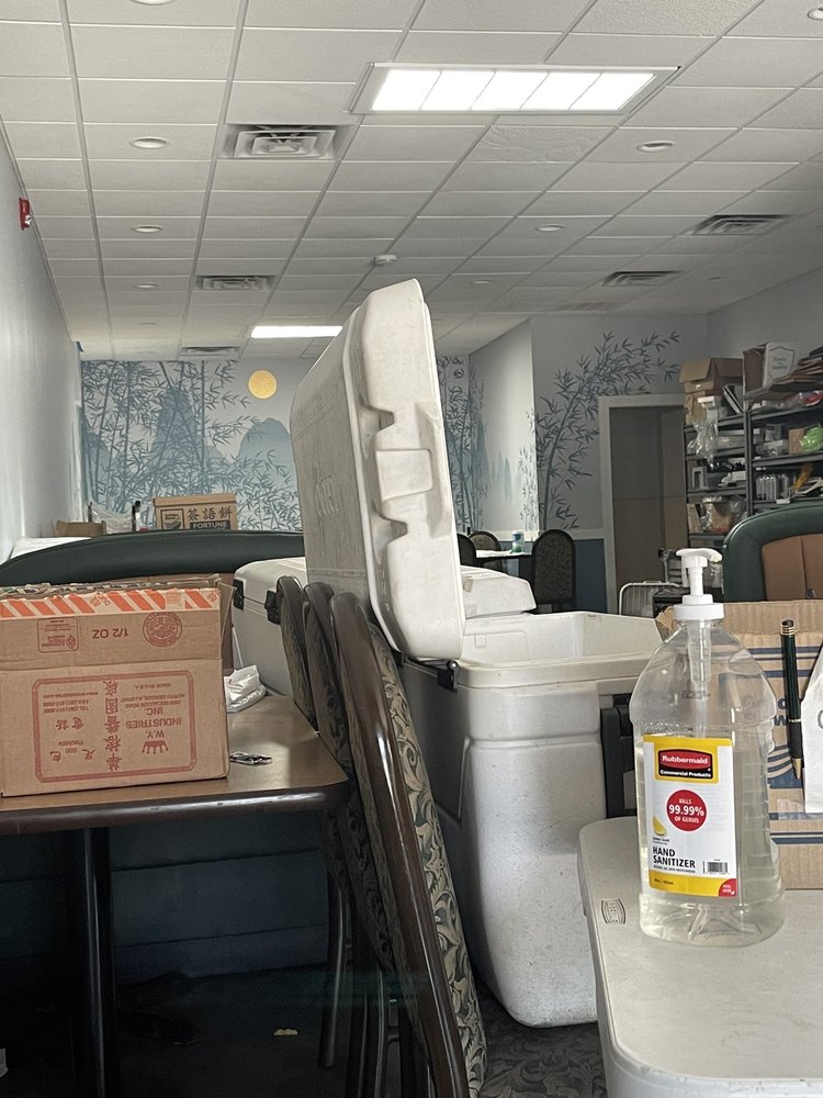 Jade Palace Restaurant